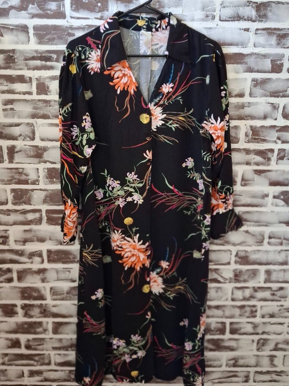 H&M Medium T-Shirt Dress Button Front Black Floral Midi Long Sleeves